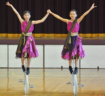 2010年10月23日　町田第二小学校イベント（演技披露･一輪車体験教室）