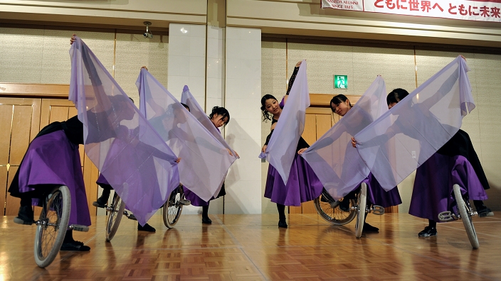 2010年11月6日　早稲田大学校友会 エキシビション